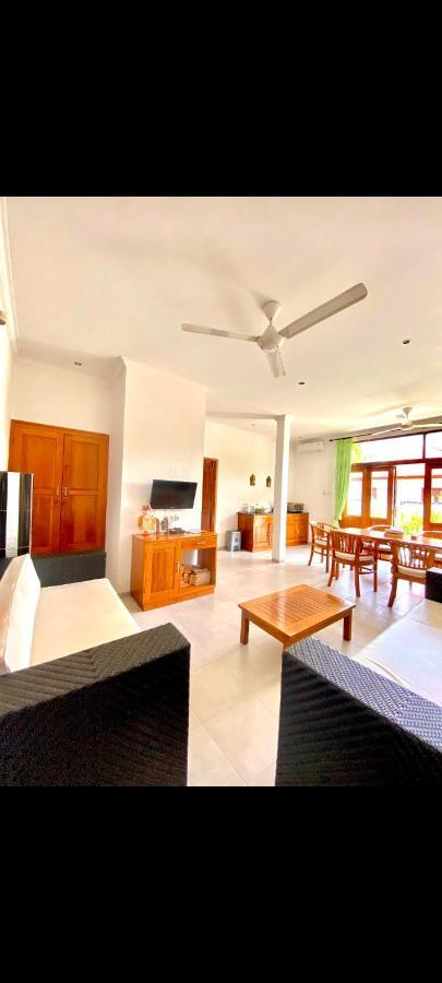 Villa Seruni Lovina ภายนอก รูปภาพ
