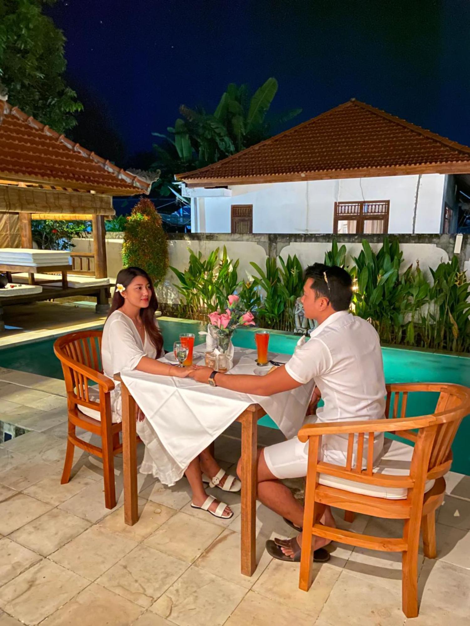 Villa Seruni Lovina ภายนอก รูปภาพ