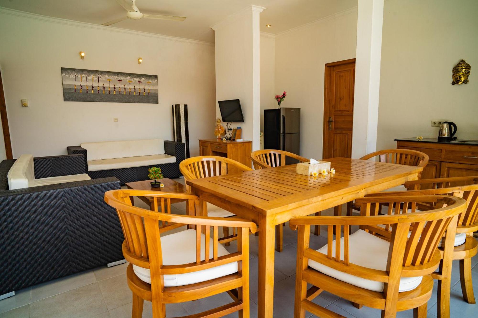 Villa Seruni Lovina ภายนอก รูปภาพ