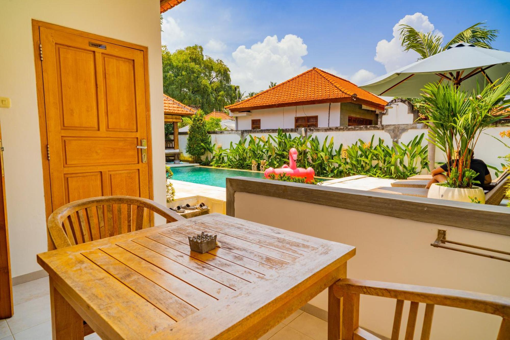 Villa Seruni Lovina ภายนอก รูปภาพ