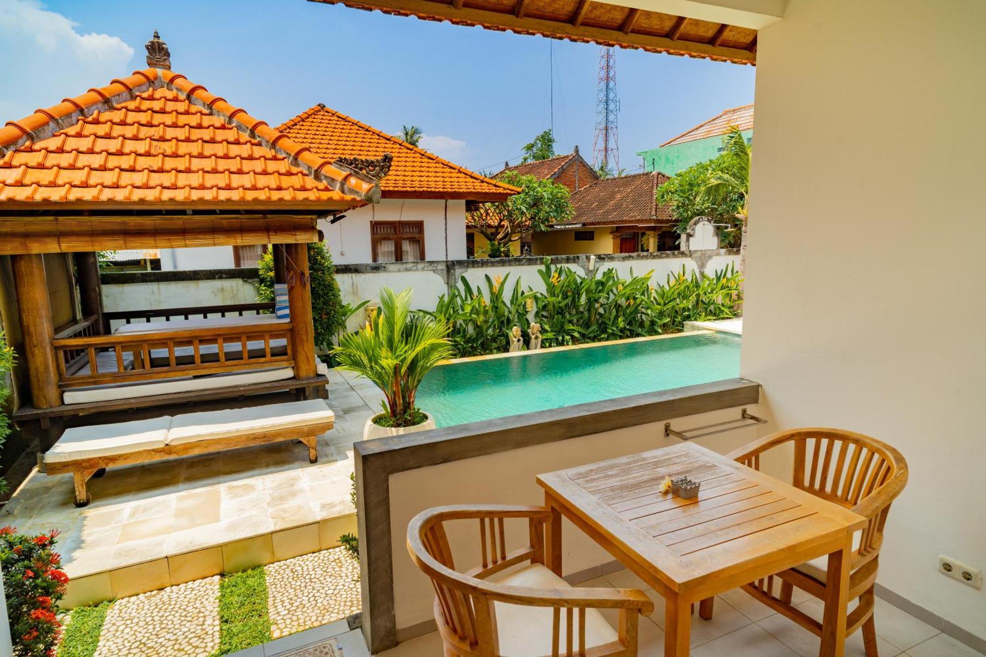 Villa Seruni Lovina ภายนอก รูปภาพ
